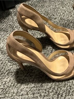 Alexandre Birman Taupe Suede Heels